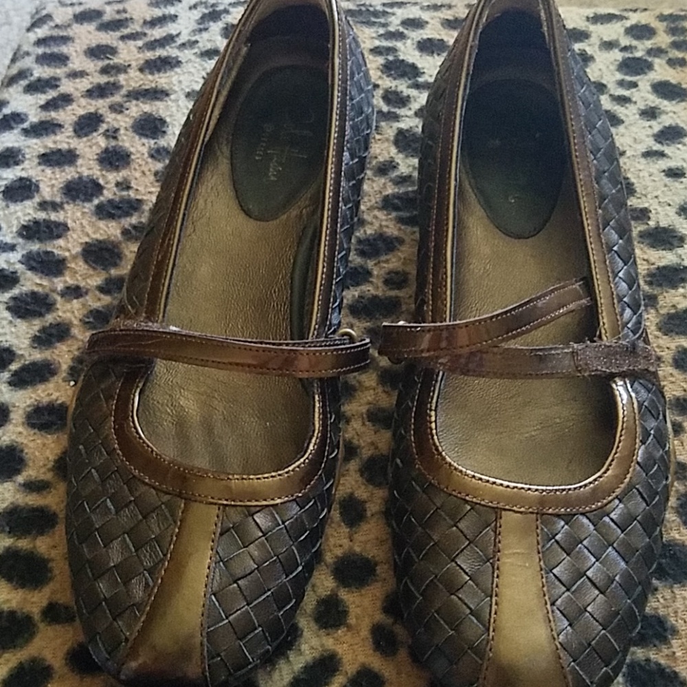 Cole Haan Nike Air bronze Mary Janes - Picture 2 of 8